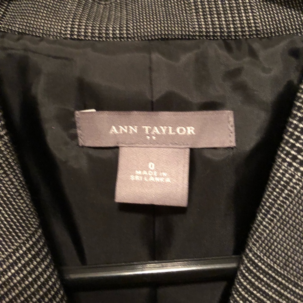 Ann Taylor Blazer - Picture 6 of 6